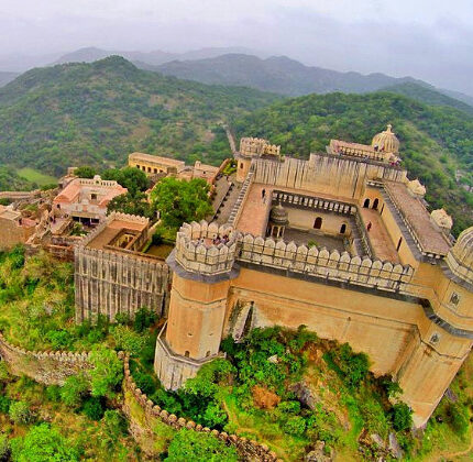 UDAIPUR DELIGHT PACKAGE WITH KUMBHALGARH AND CHITTORGARH